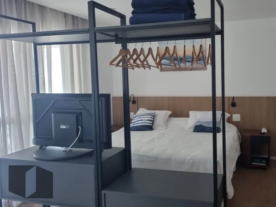 Apartamento de 1 quarto com varanda e cozinha compacta — photo 13