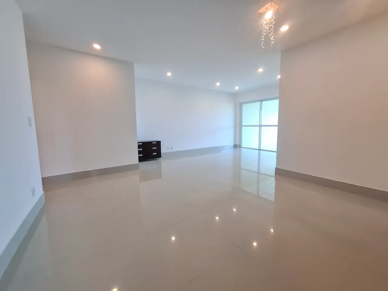 Apartment, 122 m², with a glass-enclosed balcony — photo 7