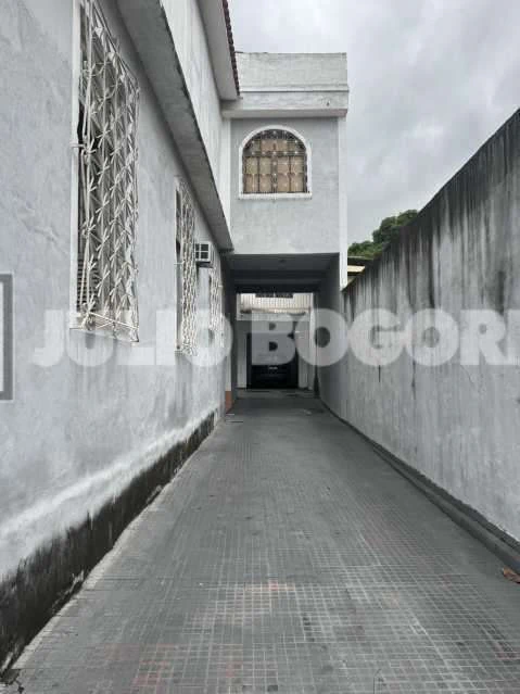 Street-level house with 5 bedrooms and private BBQ — photo 20