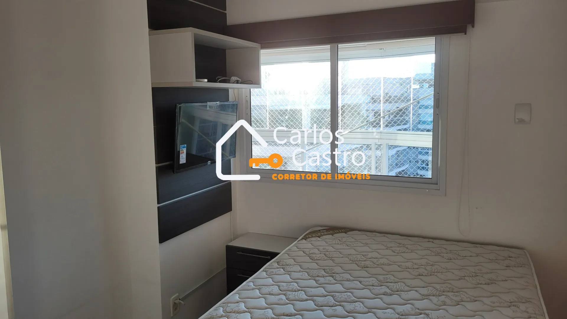 Jacuzzi in a 3-bedroom apartment, 86 m² — photo 4