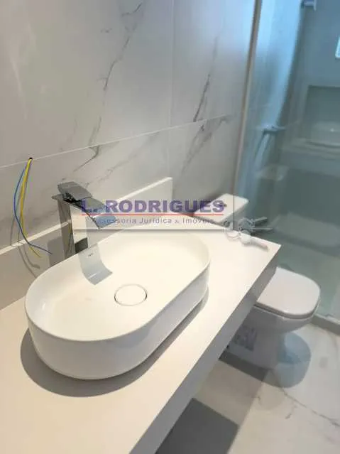 House with 5 bedrooms, 315 m², 3 parking spaces — photo 10
