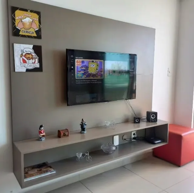 1-bedroom apartment with open-plan kitchen and parking