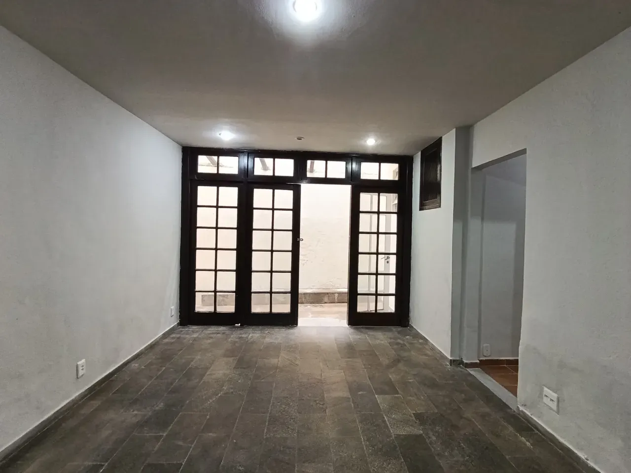 3-bedroom apartment, 1 with its own bathroom, 81 m² — photo 5