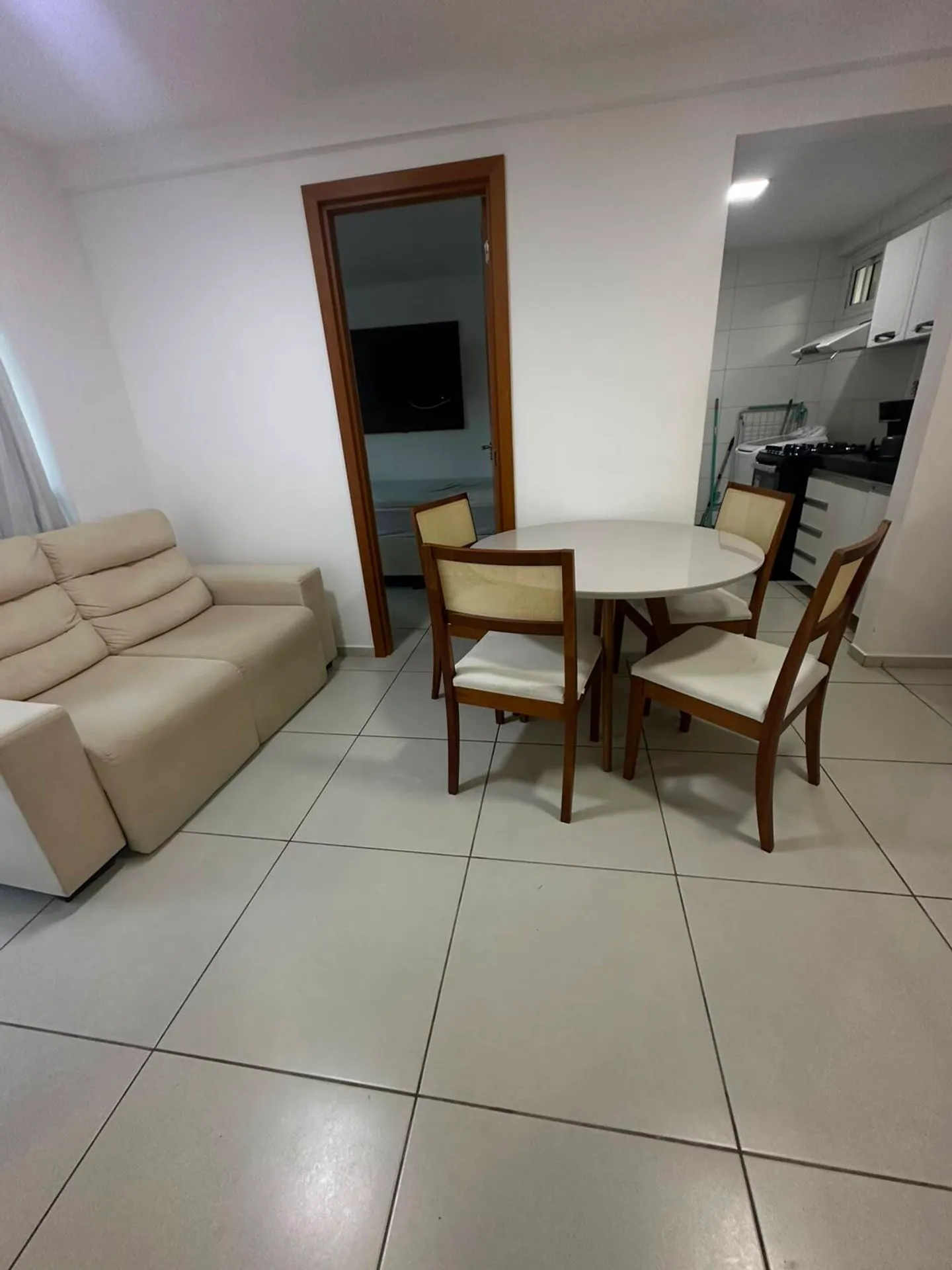 Furnished 53 m² apartment with 2 bedrooms and parking — photo 2
