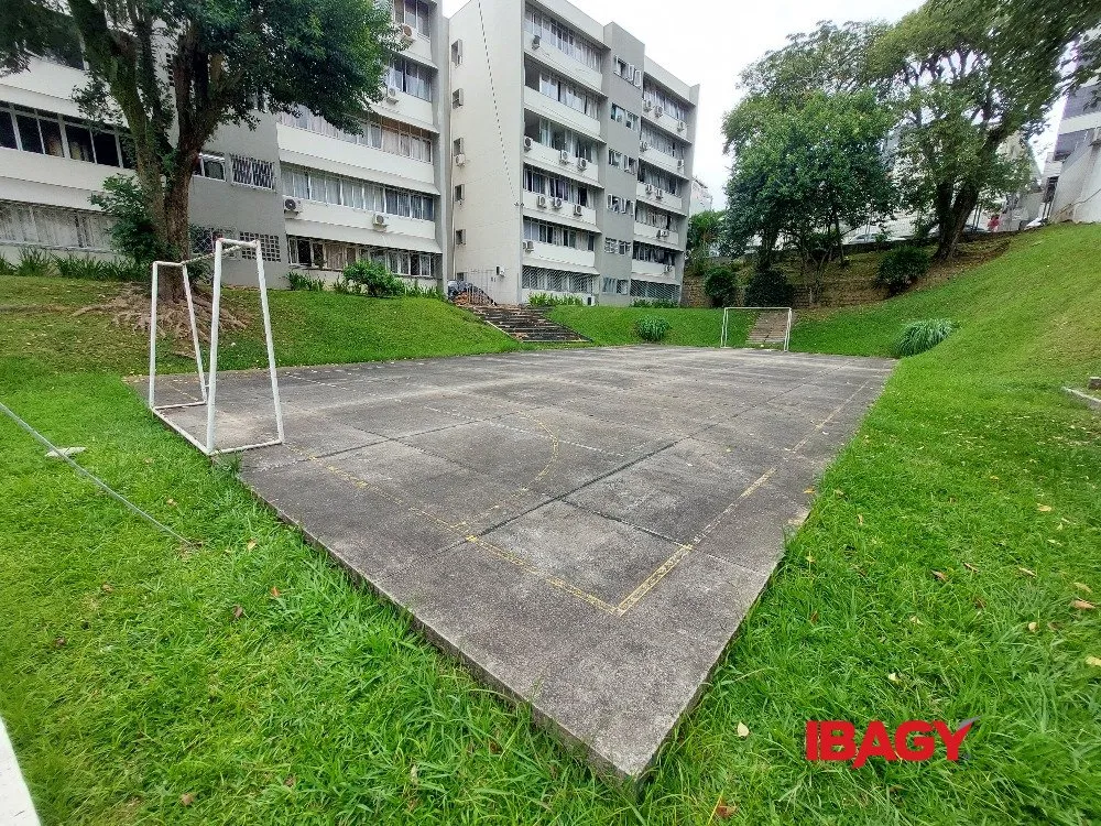 Apartamento de 69 m² con 3 dormitorios y cocina a gas — photo 20