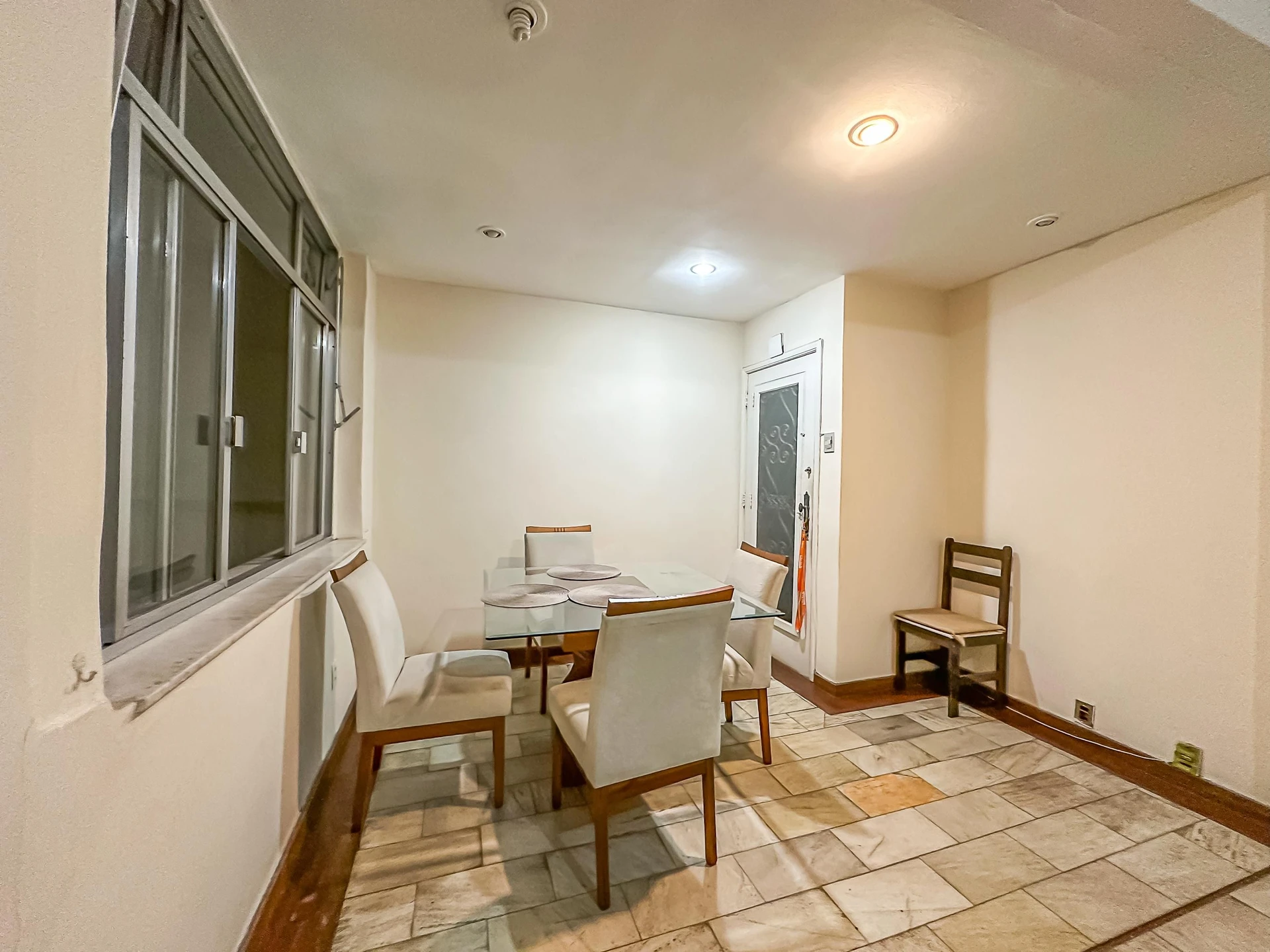 2-bedroom apartment with home office and 3 bathrooms — photo 10