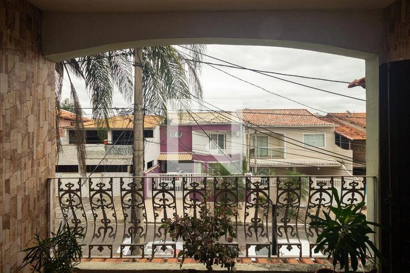2-bedroom house with a grill on the balcony — photo 3