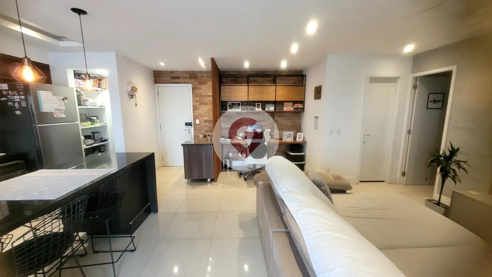 Departamento de 1 dormitorio con balcón cerrado con vidrio — photo 8