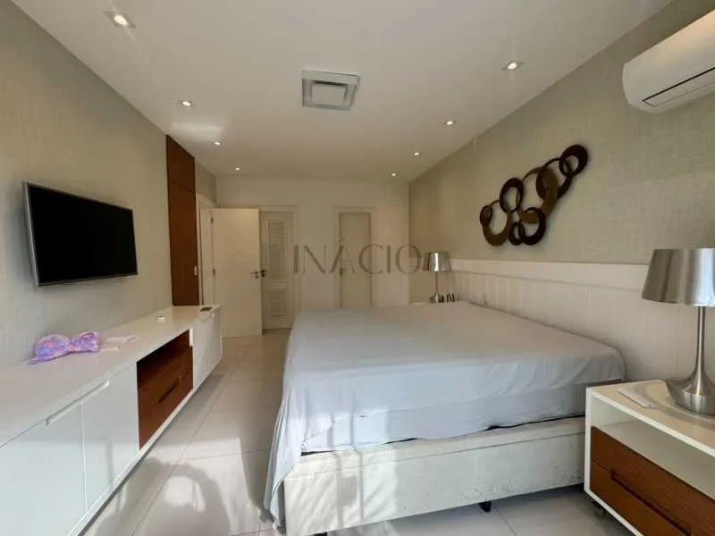 Furnished house with open-plan kitchen and 6 en-suites — photo 19