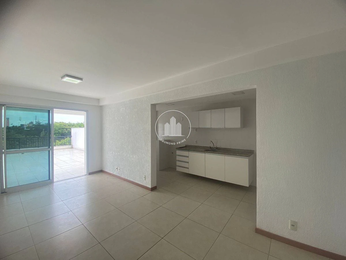 243 m² apartment with 2 en-suite bedrooms and 2 parking