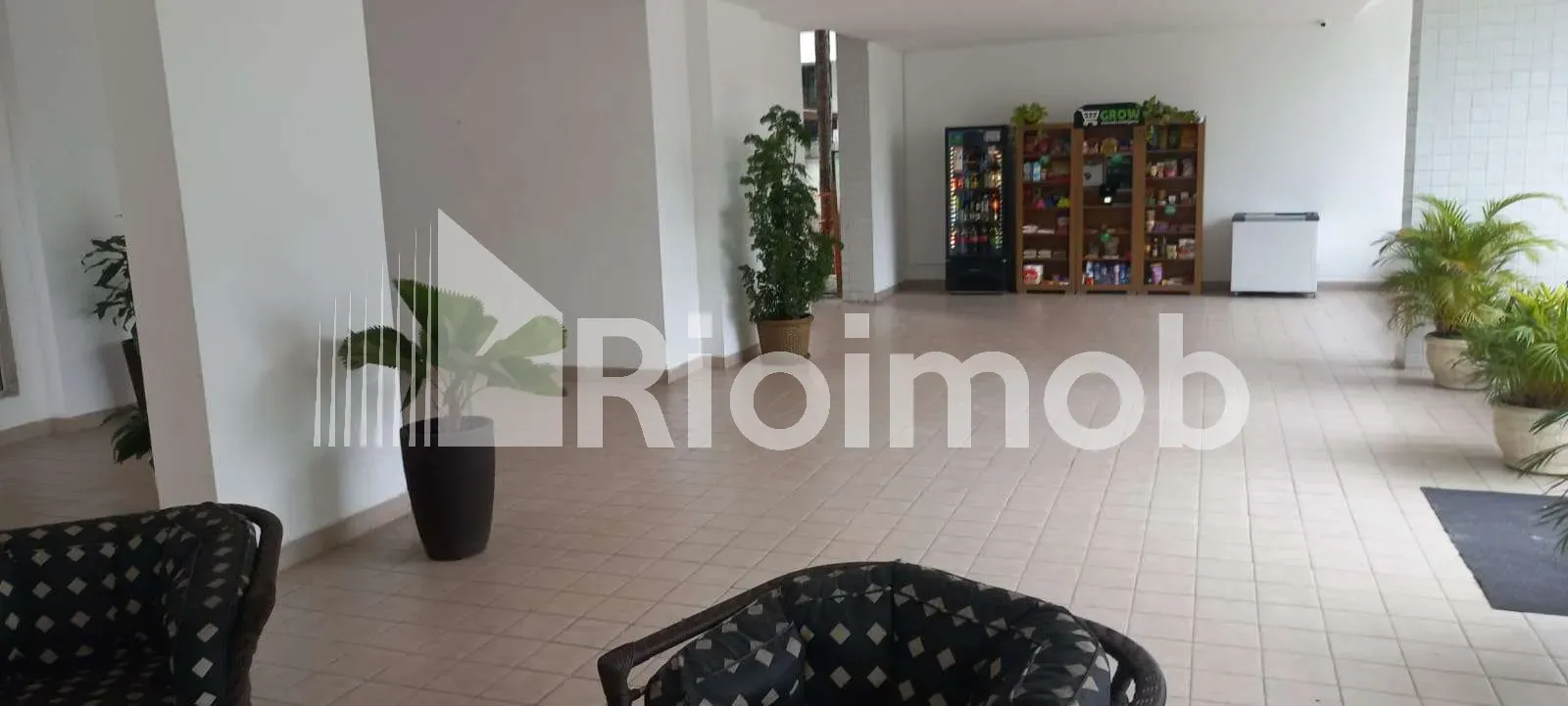 3-bedroom apartment with 2 bathrooms and parking spot — photo 31