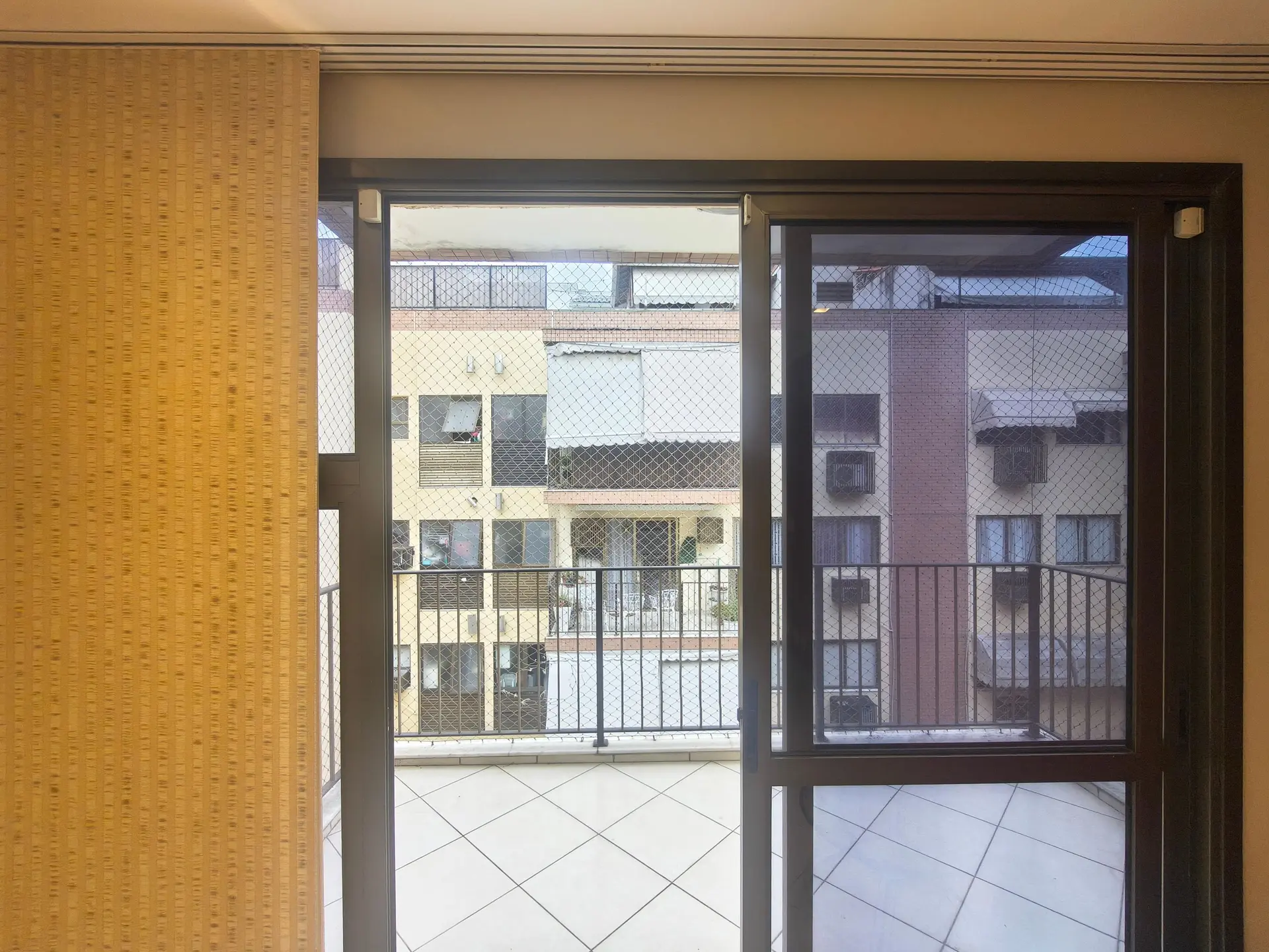 Балкон з грилем та 2 спальні: квартира 129 м² — photo 10