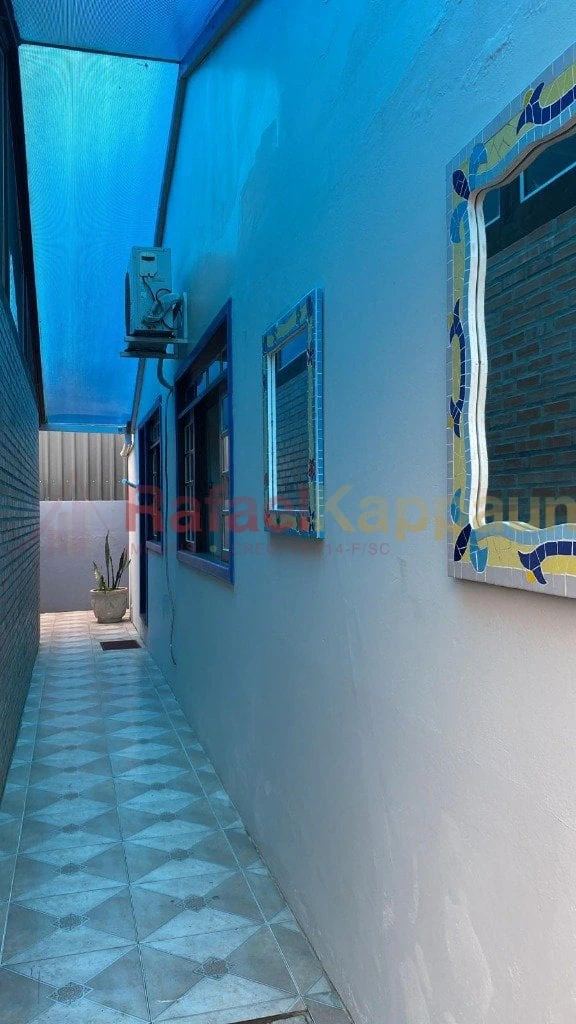 One-bedroom apartment with a mountain view in Florianópolis — photo 18
