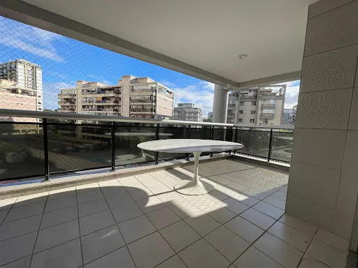 Apartamento de 2 dormitórios com varanda e 118 m² — photo 3