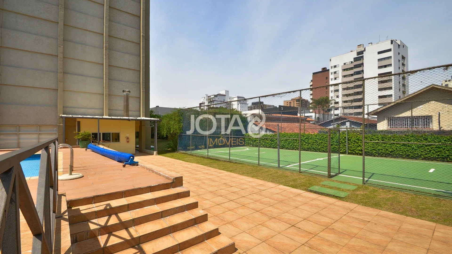 387 m² apartment with 3 bedrooms and a great open kitchen — photo 27