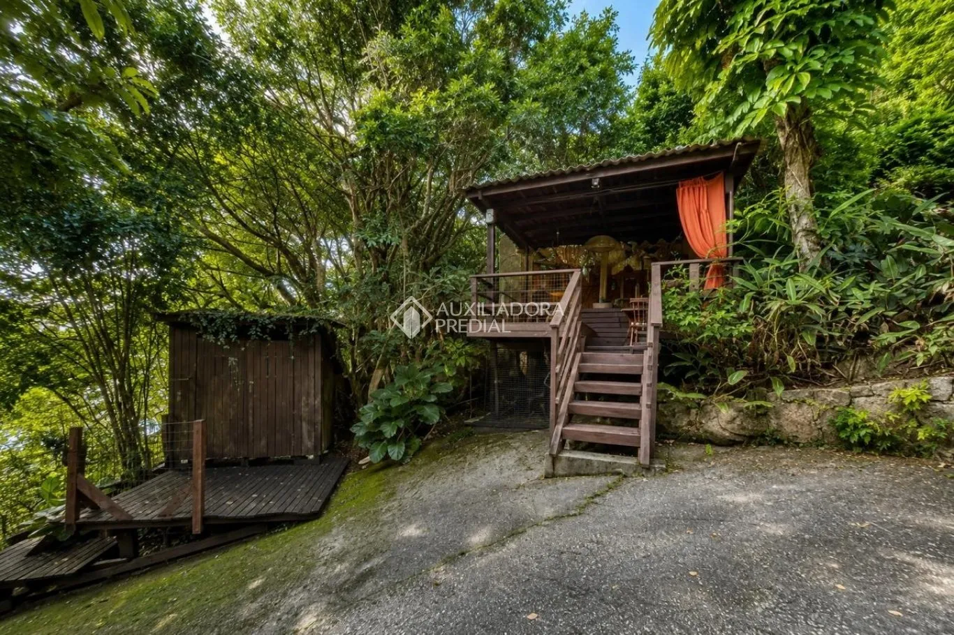 1-bedroom 30 m² apartment with a private garden — photo 13