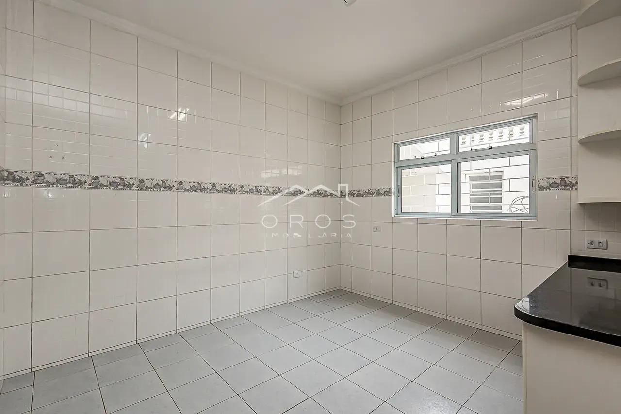 House, 200 m², with a washing machine — photo 11