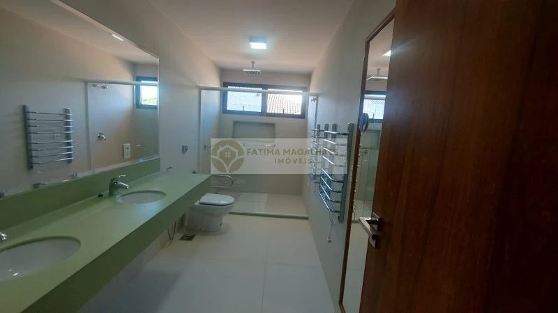 Casa com 6 quartos e 5 suítes, 1036 m² — photo 4