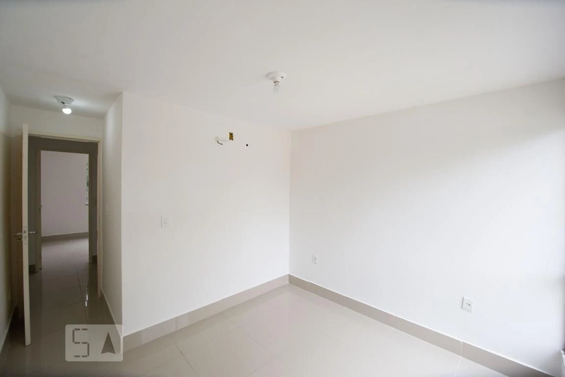 2-bedroom house with a washing machine in Rio de Janeiro — photo 13