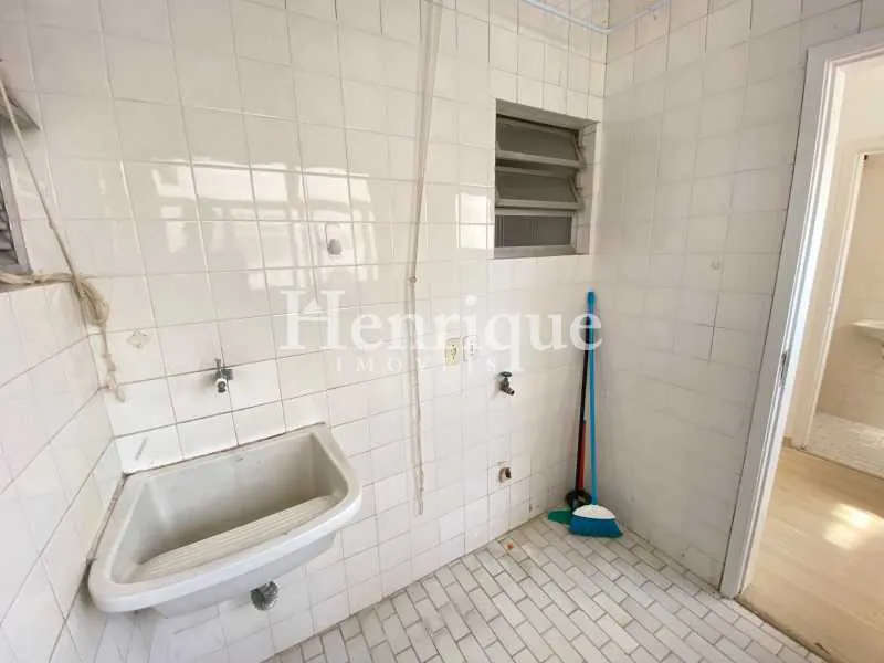 Washing machine in a 3-bedroom apartment, 110 m² — photo 20