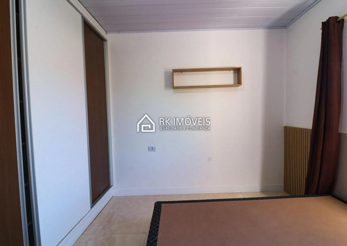 Rental house with 3 bedrooms and 420 m², no parking — photo 16