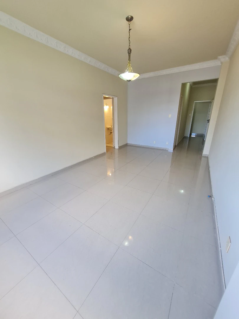 100 m² apartment with 3 bedrooms and an extra room — photo 6