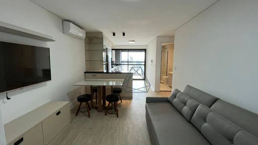 Apartamento mobiliado de 92 m² com 2 quartos e sacada — photo 3