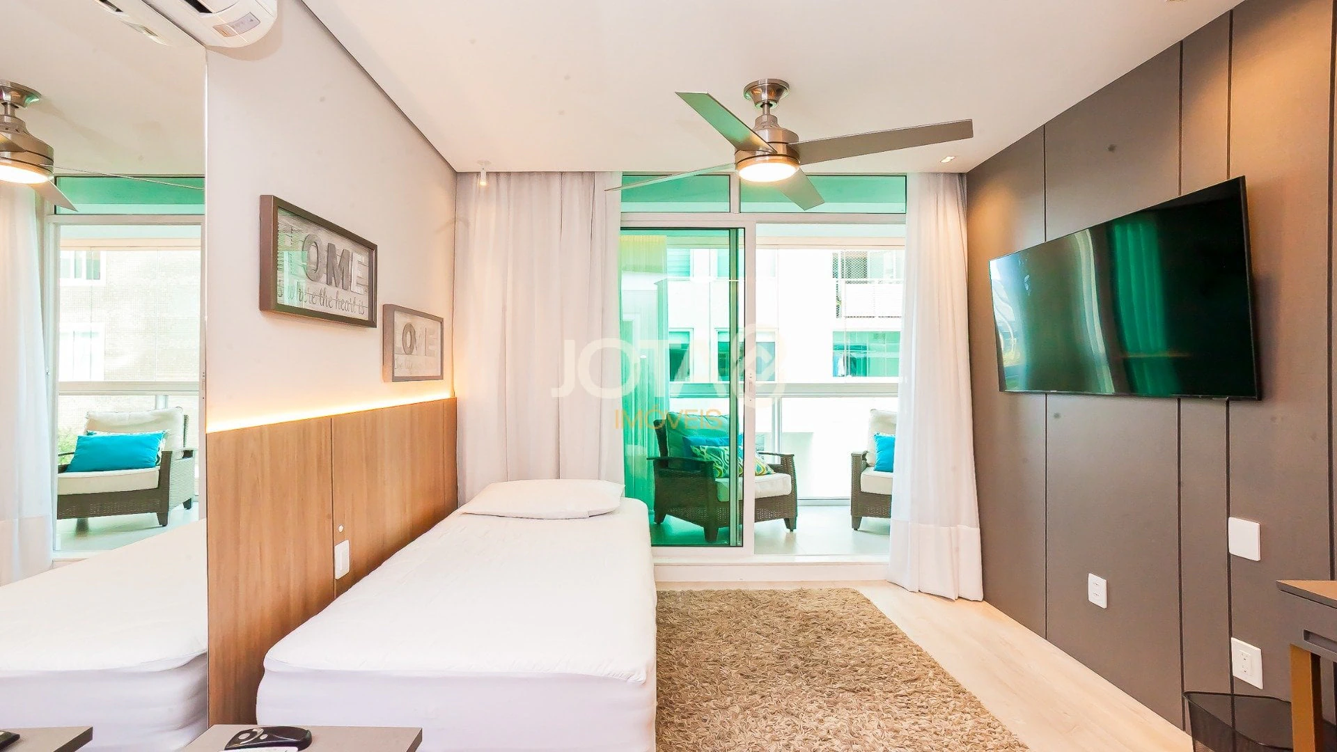 199 m² apartment with 2 bedrooms and a suite, 2 parking — photo 30