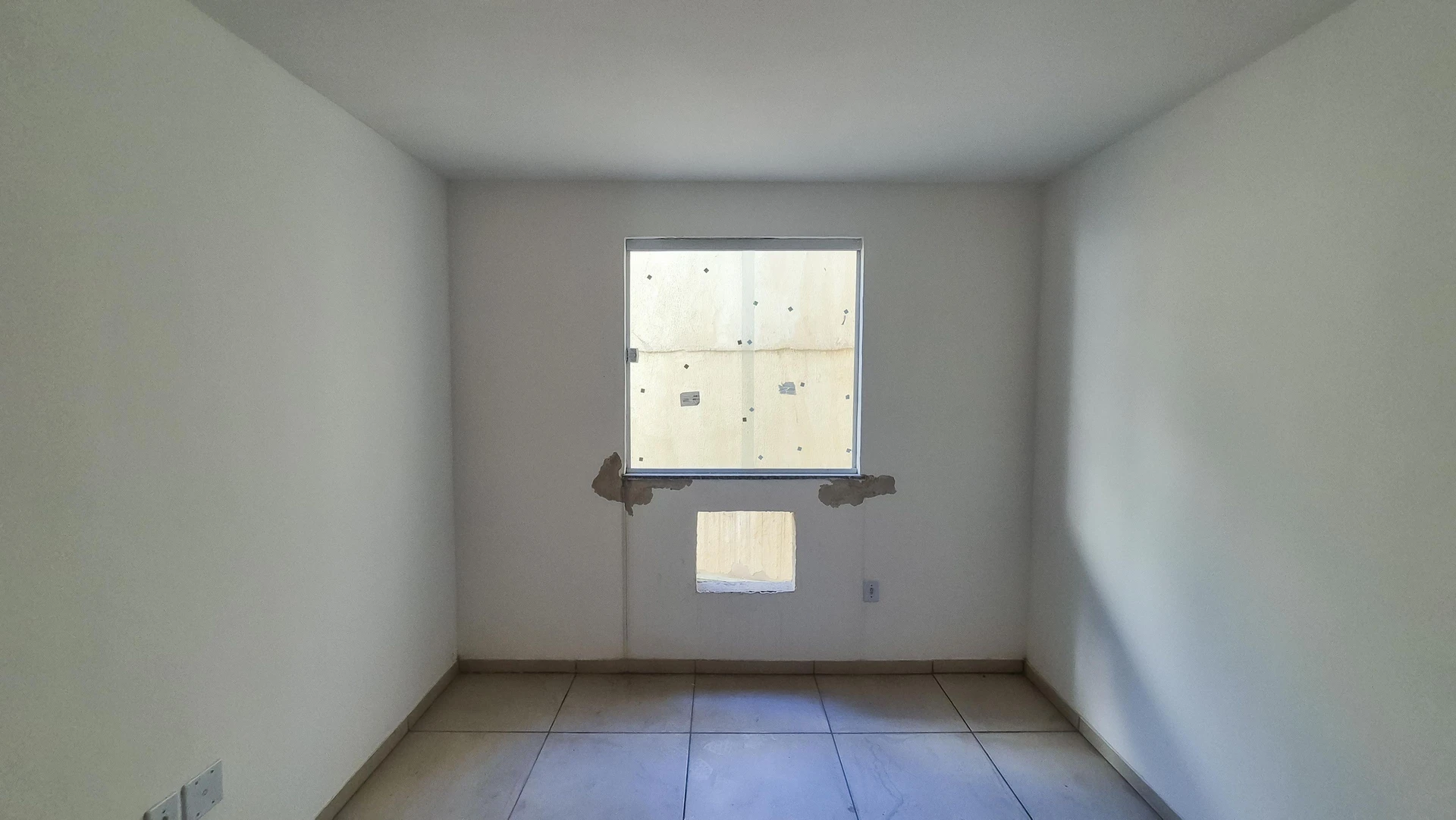 2-bedroom unfurnished apartment with closed kitchen — photo 35