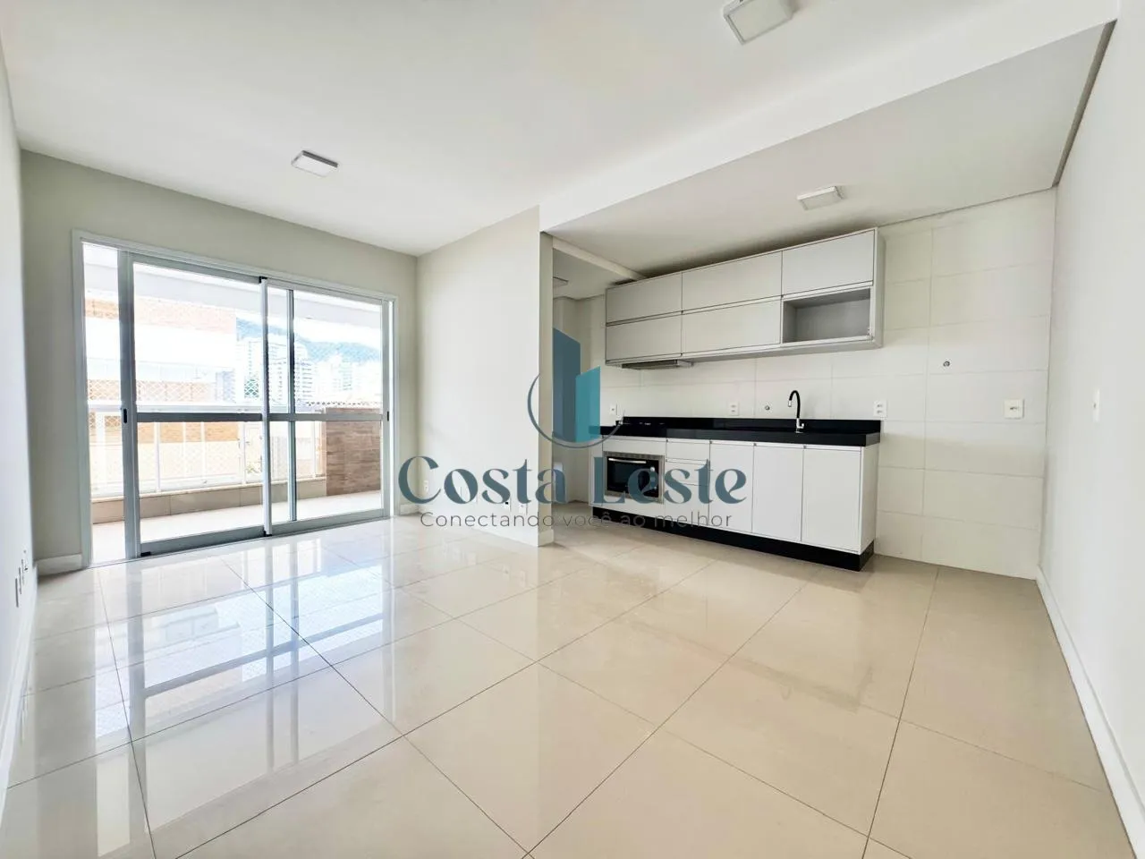 2-bedroom apartment with a grill on the balcony — photo 12