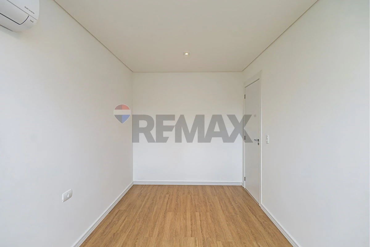 2-bedroom apartment with floor-to-ceiling windows — photo 19
