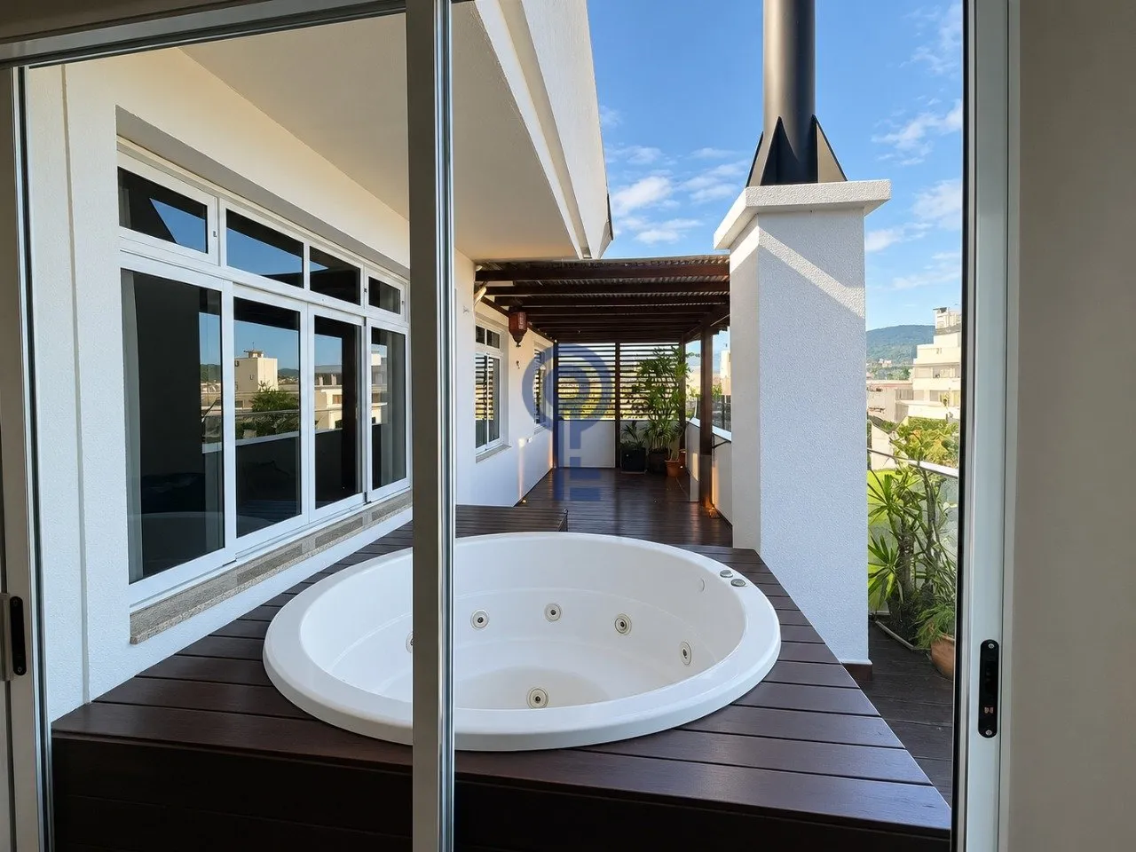 Linear rooftop with 3 bedrooms, Jacuzzi and 2 parking — photo 3