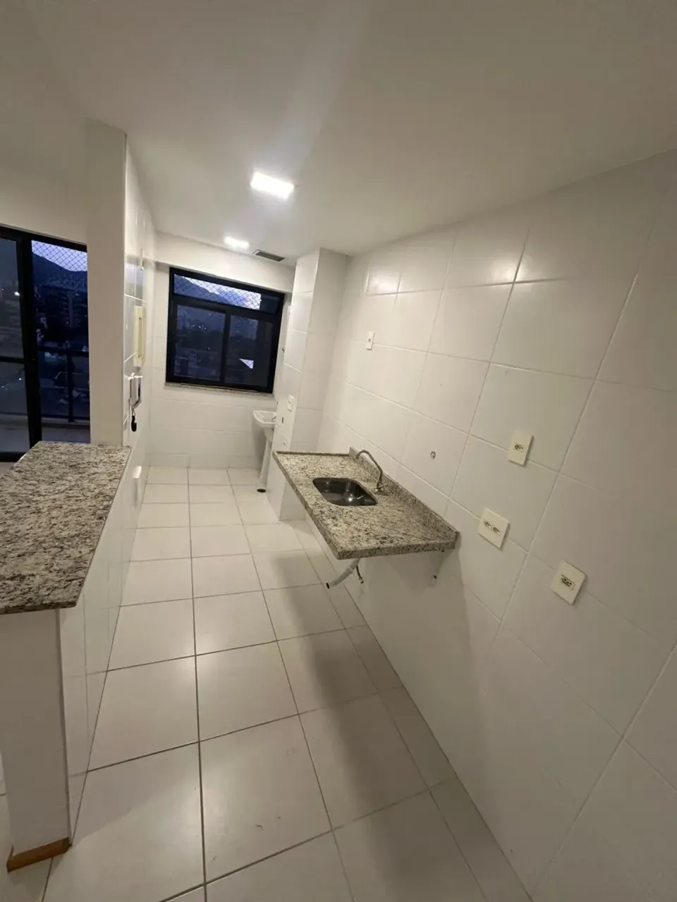 1-bedroom apartment with open-plan kitchen and 43 m² — photo 2