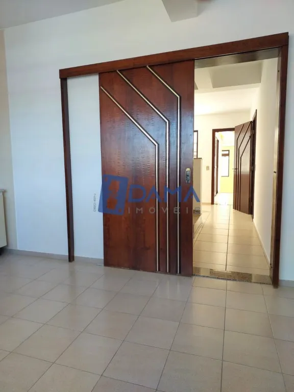 Триплекс-дім на 450 м² з 2 спальнями-сюїтами — photo 25