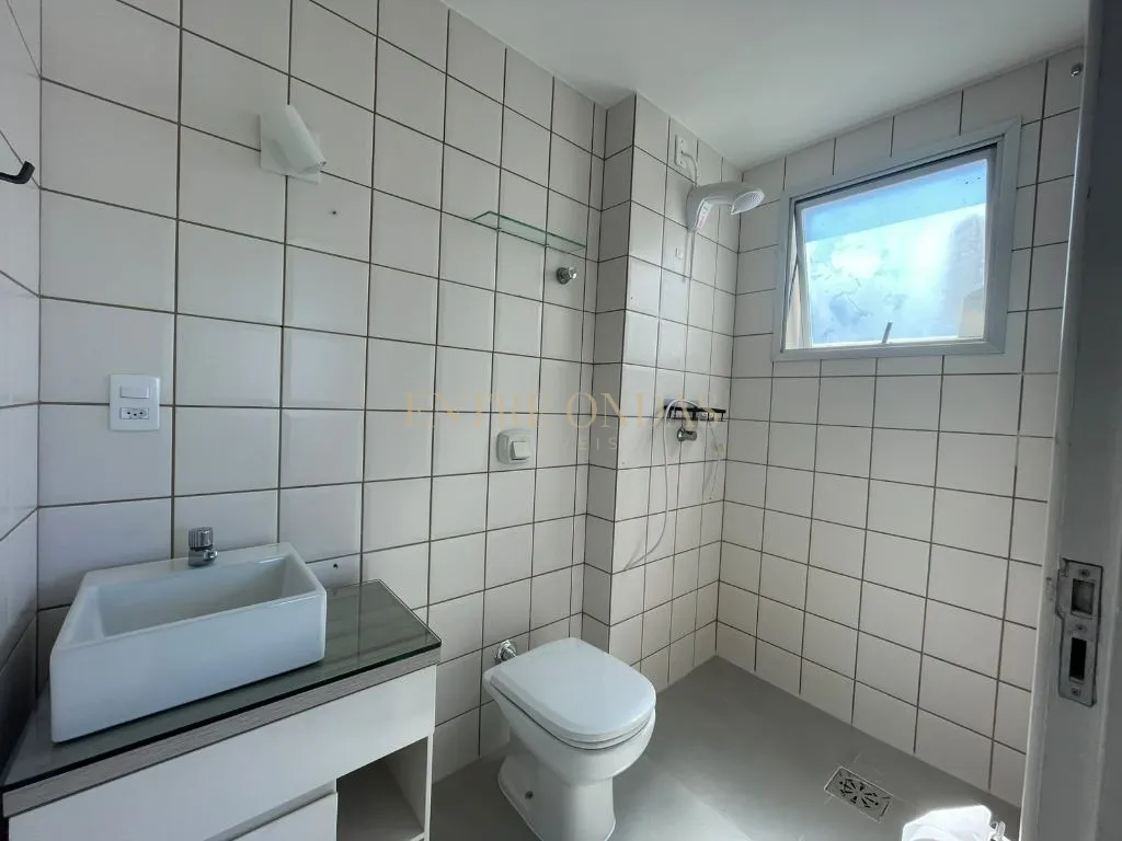 2-bedroom apartment, both with their own bathrooms, 70 m² — photo 16