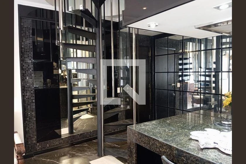 Furnished 170 m² apartment with 2 en-suite bedrooms — photo 32