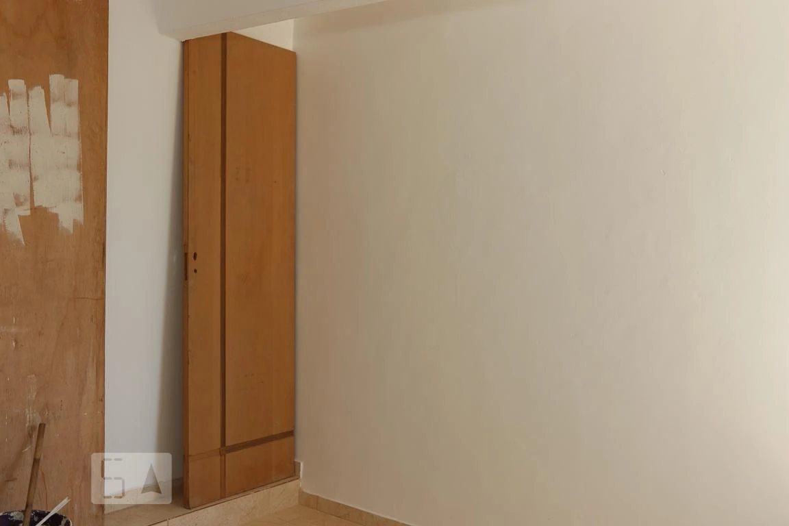 Unfurnished apartment with 2 bedrooms and a balcony — photo 36