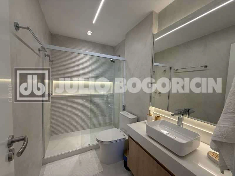 Furnished 2-bedroom apartment with an en-suite — photo 21