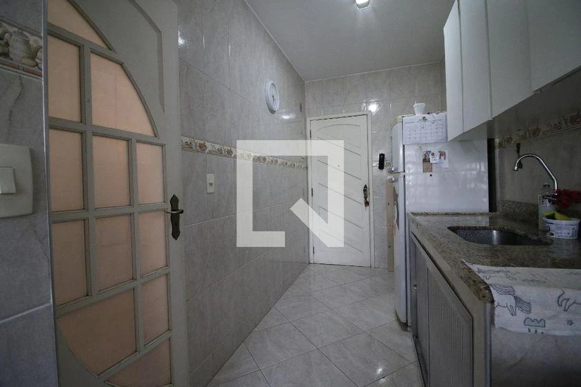 Квартира з 2 спальнями, у будинку є басейн — photo 21