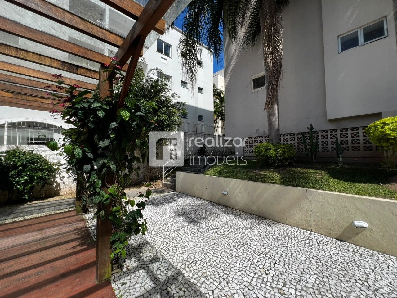 2-bedroom apartment, 70 m² — photo 10