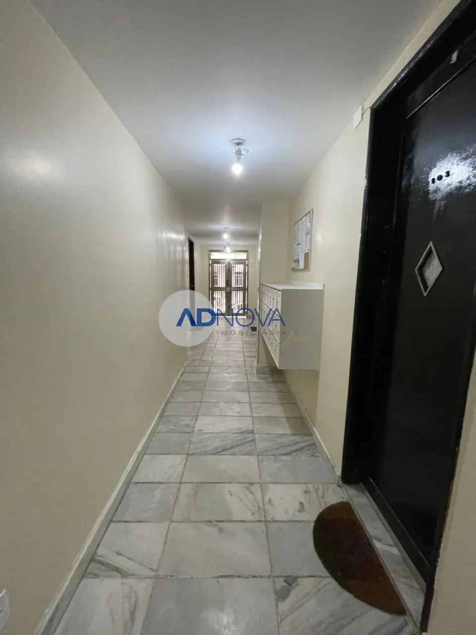 Apartamento de 50 m² com cozinha fechada e varanda — photo 2