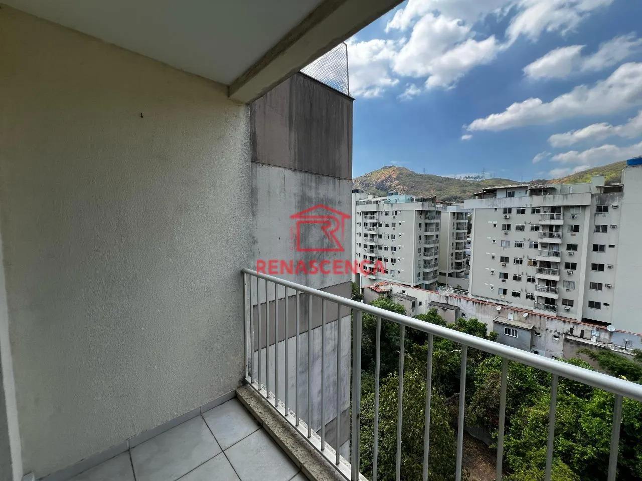 Unfurnished apartment with 3 bedrooms and 1 parking spot — photo 19