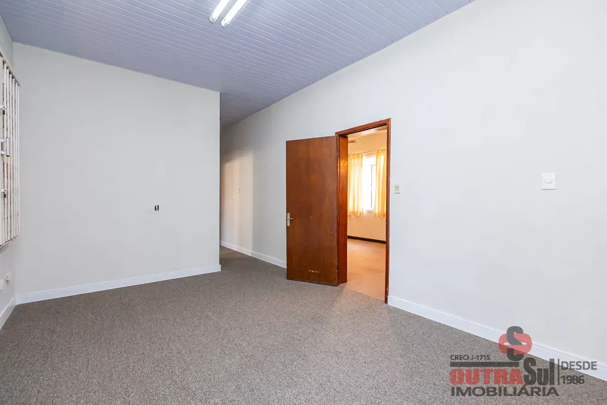 Casa com 2 dormitórios e 4 banheiros para locação — photo 14