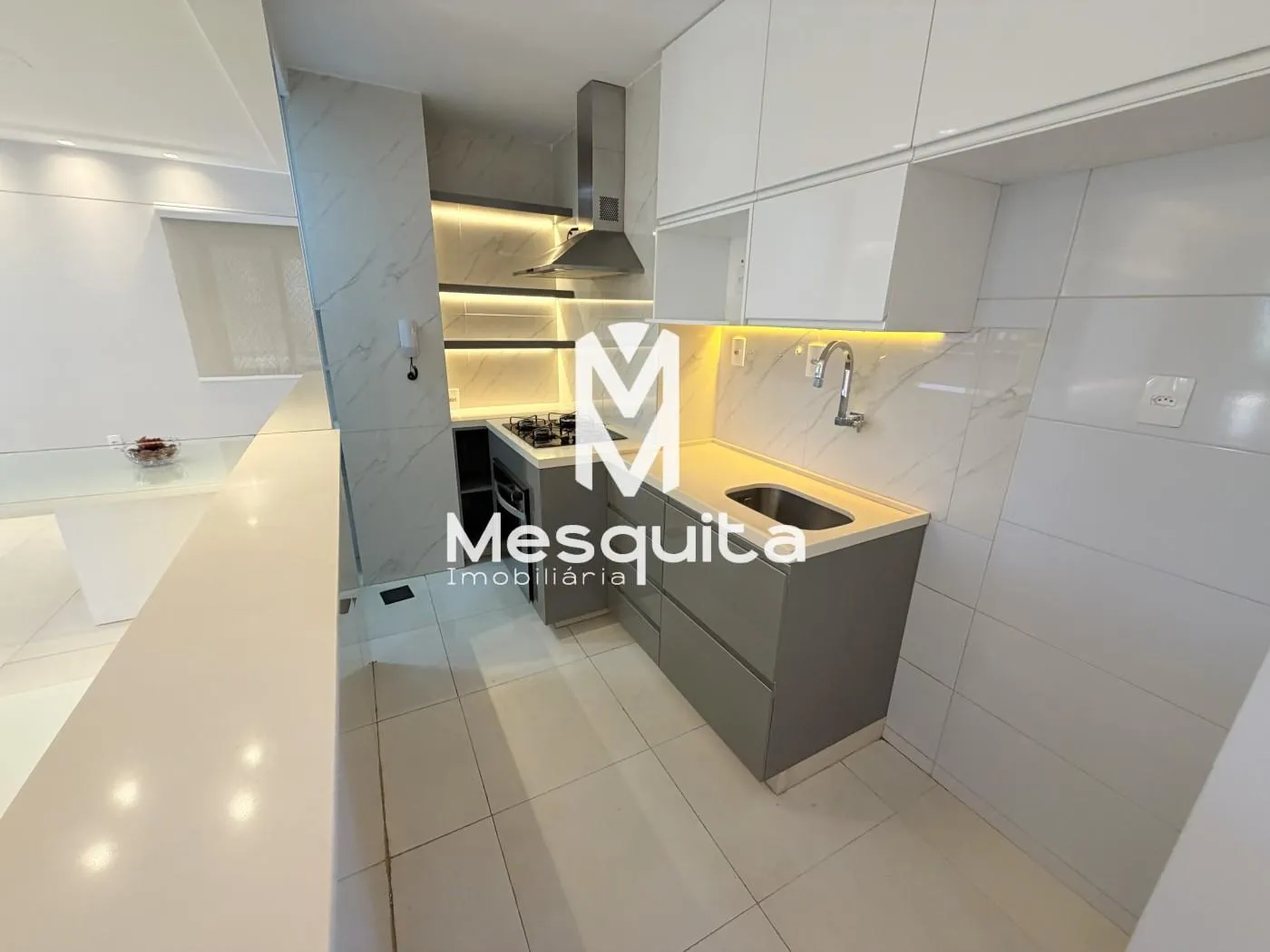 Apartamento de 2 quartos em condomínio com piscina — photo 4
