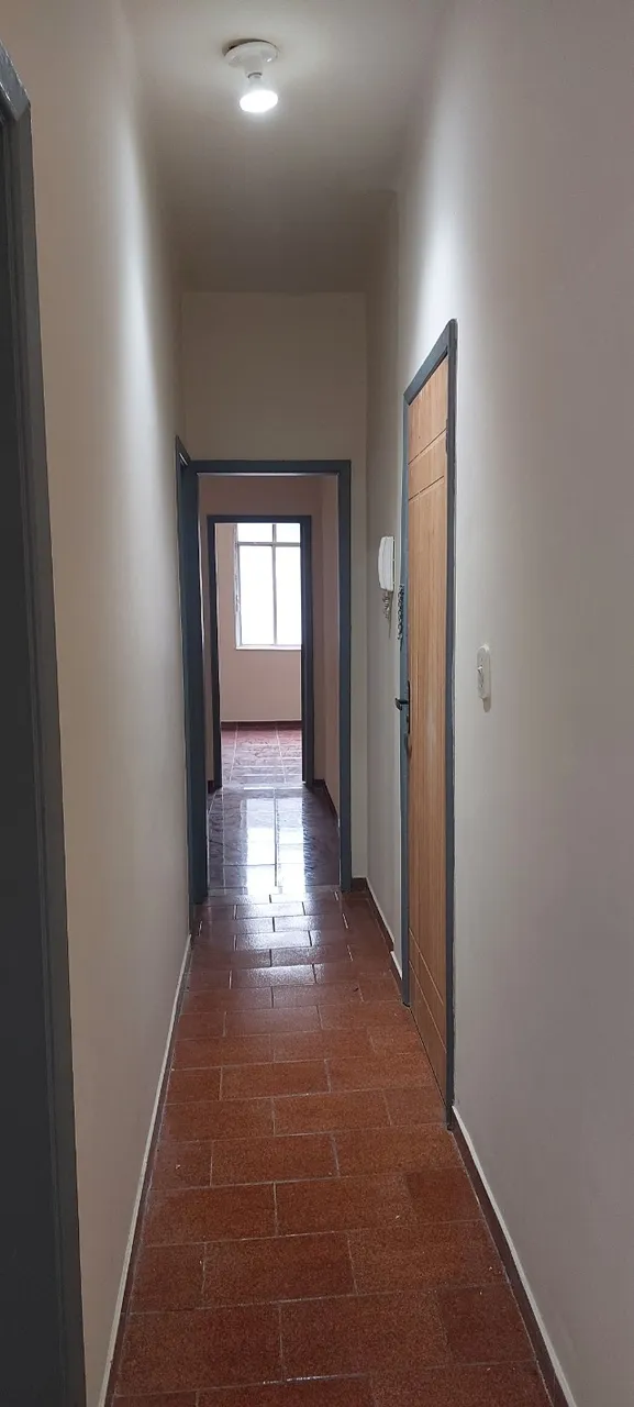 Apartamento con 2 dormitorios y 1 baño con mampara — photo 10