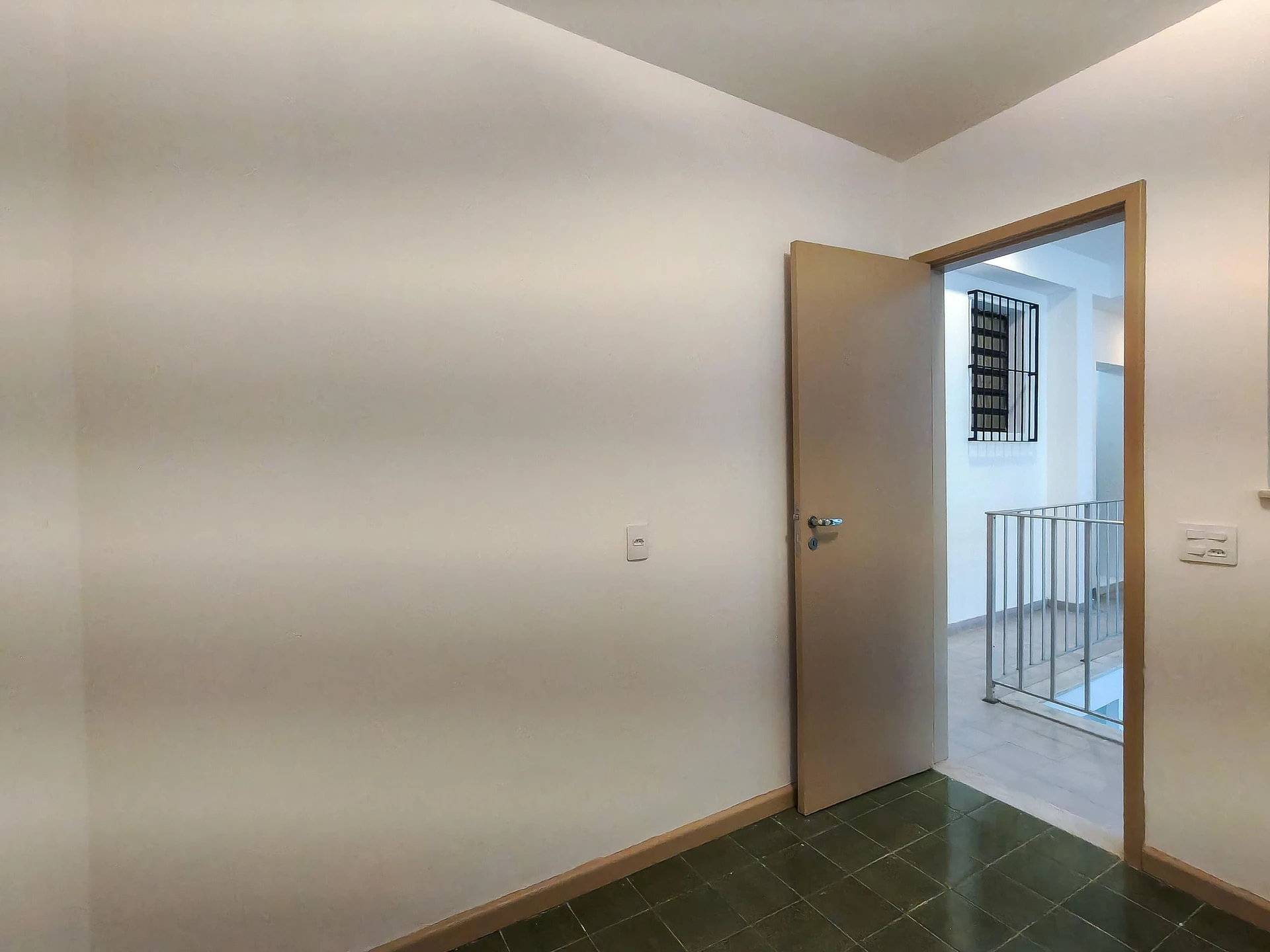 House for rent with 5 bedrooms and 8 bathrooms — photo 25