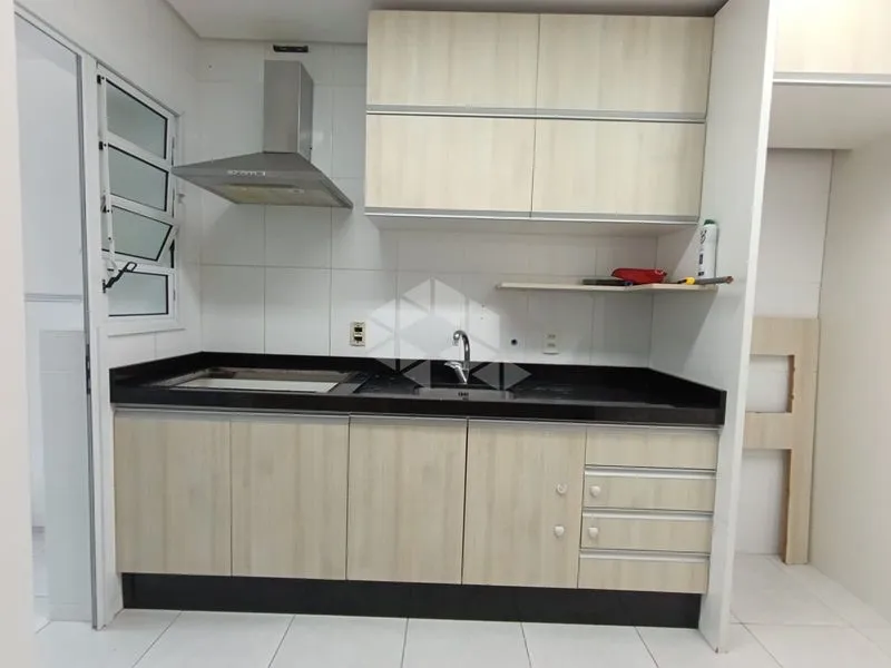 Apartamento de 87 m² sem mobília com cozinha separada — photo 12