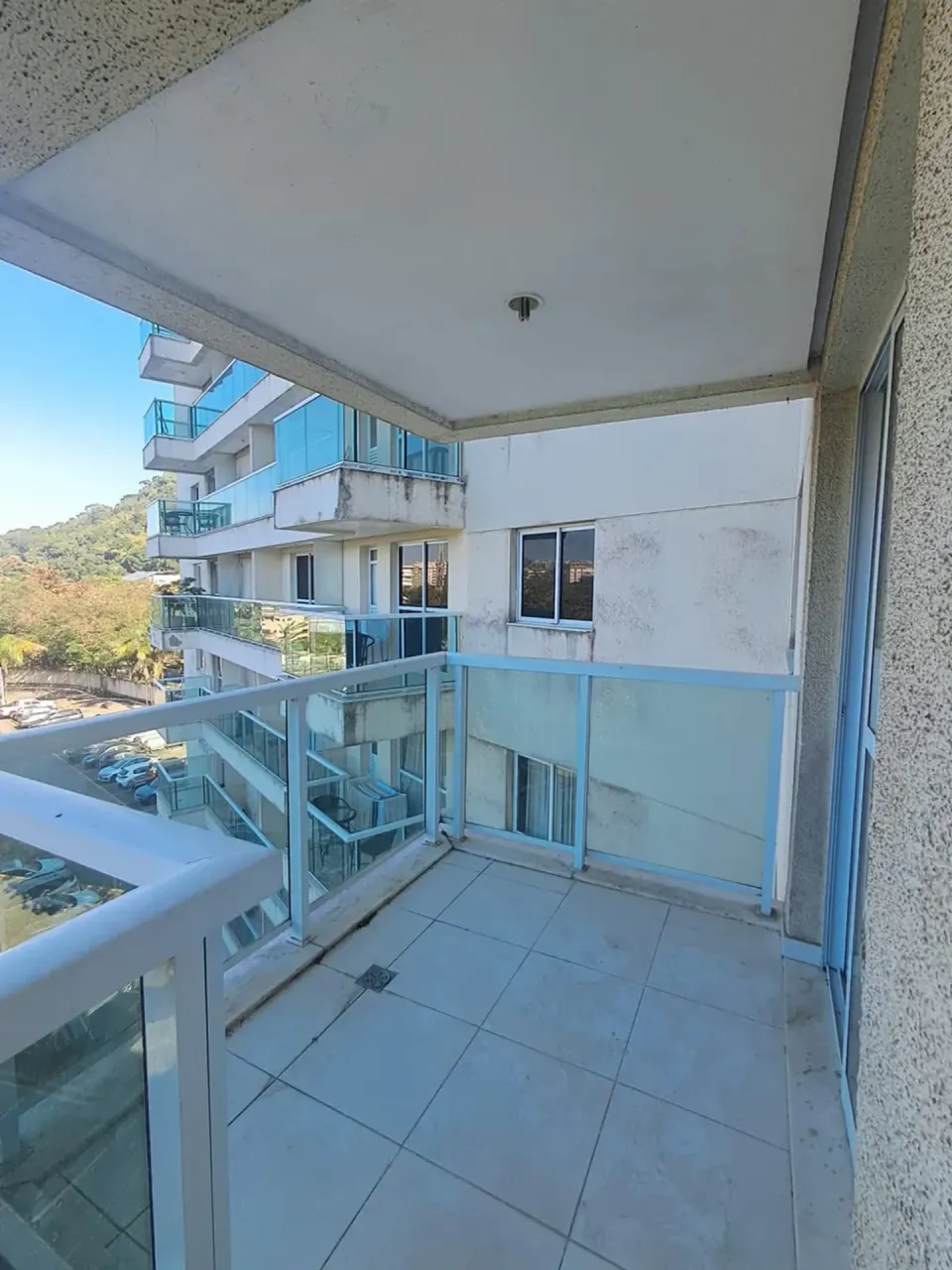 Furnished 2-bedroom apartment with 2 bathrooms — photo 18