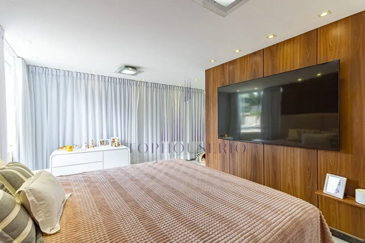 Casa com 4 quartos, 5 banheiros e vista para as montanhas — photo 42