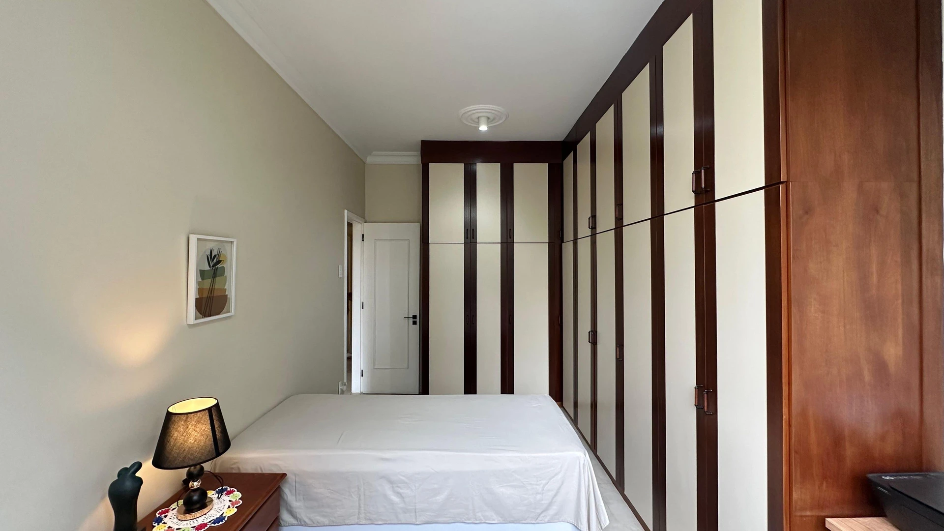 93 m² apartment with a washing machine and a water view — photo 5